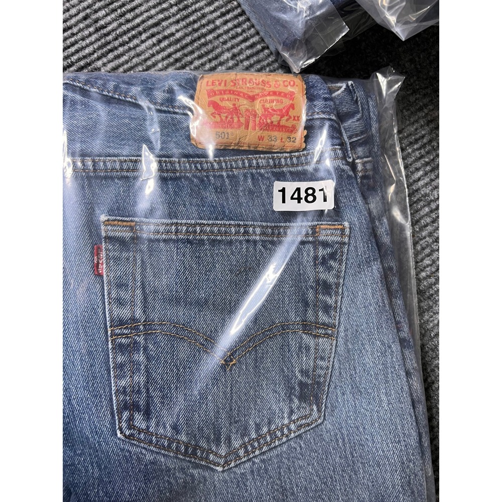 Levis 501 XX Original Fit Mens Jeans 33x32 Medium Wash Button Fly Straight Leg - Picture 10 of 10